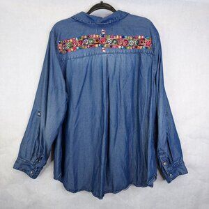 In Every Story Chambray Button Up Shirt Women 2X Western Floral Embroidered Boho